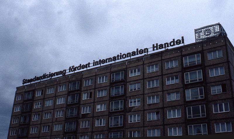 Leipzig, Bayrischer Platz, 9.11.1997 (6).jpg